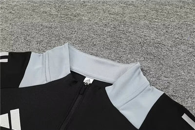 2024/25 Manchester United Black Long Sleeve Training Kit.