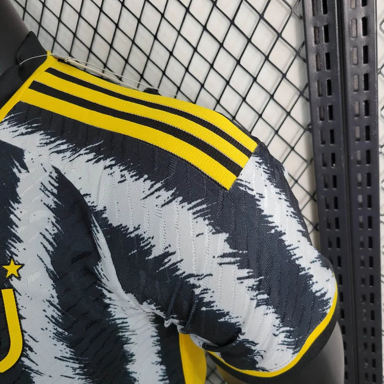 2023/2024 Player Version Juventus Home Football Shirt