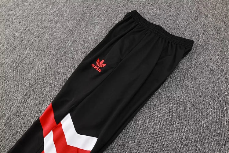 2024/25 Manchester United black training kit