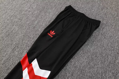2024/25 Manchester United black training kit