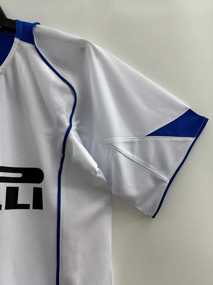 2004/05 Inter Milan away retro jersey