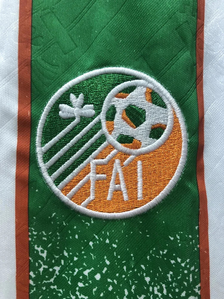 1994 vintage Ireland away jersey with advertising