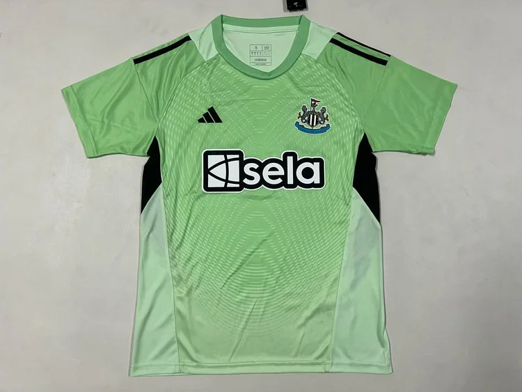 2025/26 Newcastle United Goalkeeper Shirt -