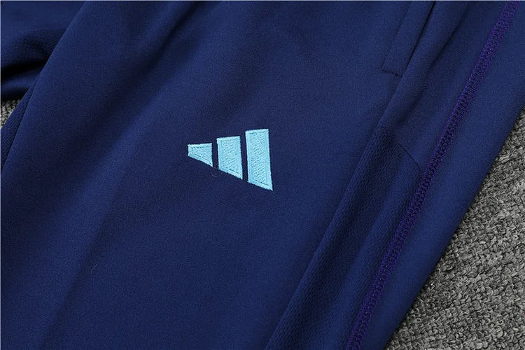 2022/23 Argentina light blue training kit..