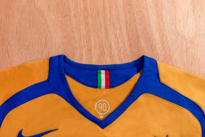 2005/06 Juventus Second Away Retro Shirt