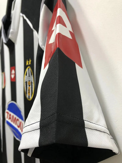 2002/03 Juventus home retro jersey