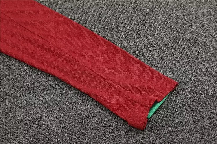 2024/25 Portuguese half-pull training suit red 1:1 Thai quality suit