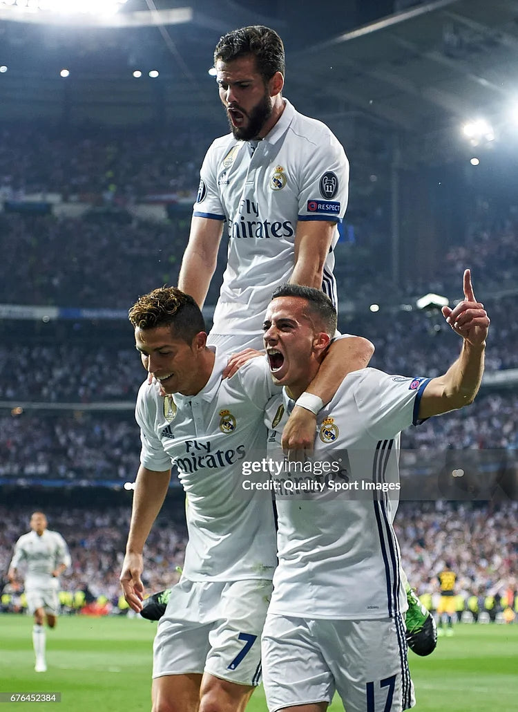 2016/17 Real Madrid Home Kit - Players