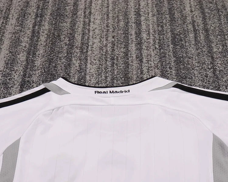 2006/07 Real Madrid Home Retro - Kids Kit