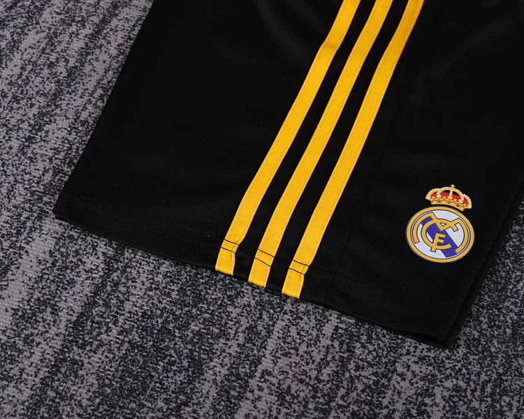 2011/12 Real Madrid Goalkeeper Black - Kids Kit