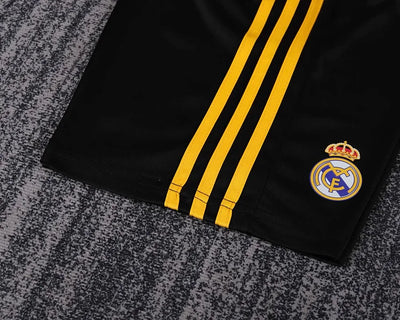 2011/12 Real Madrid Goalkeeper Black - Kids Kit