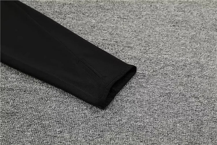 2024/25 Manchester United Black Long Sleeve Training Kit.