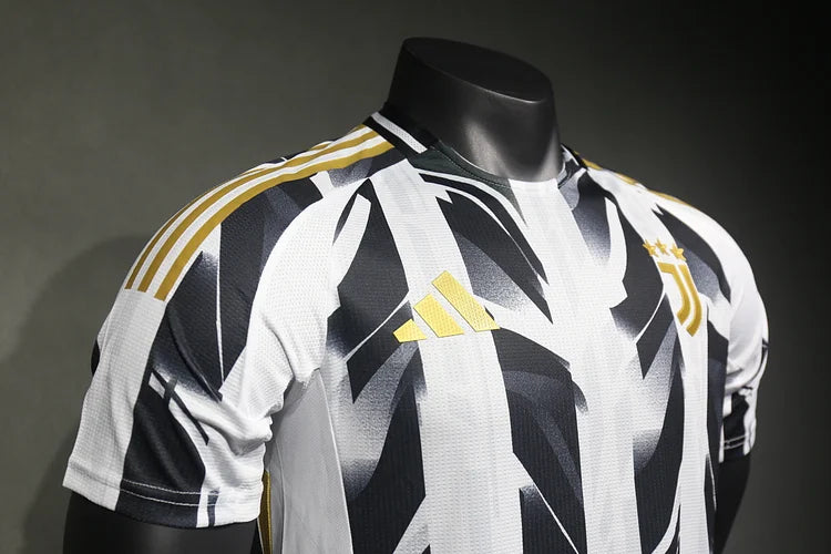 2024/25 Juventus Special Edition Shirt - Player Edition.