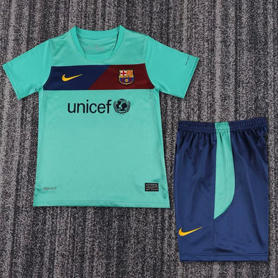 2010/11 Barcelona Away Retro - Kids Kit