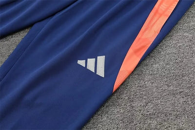 2024/25 Manchester United Half Zip Training Kit..