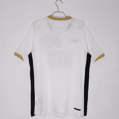 2006/07 Manchester United away retro jersey