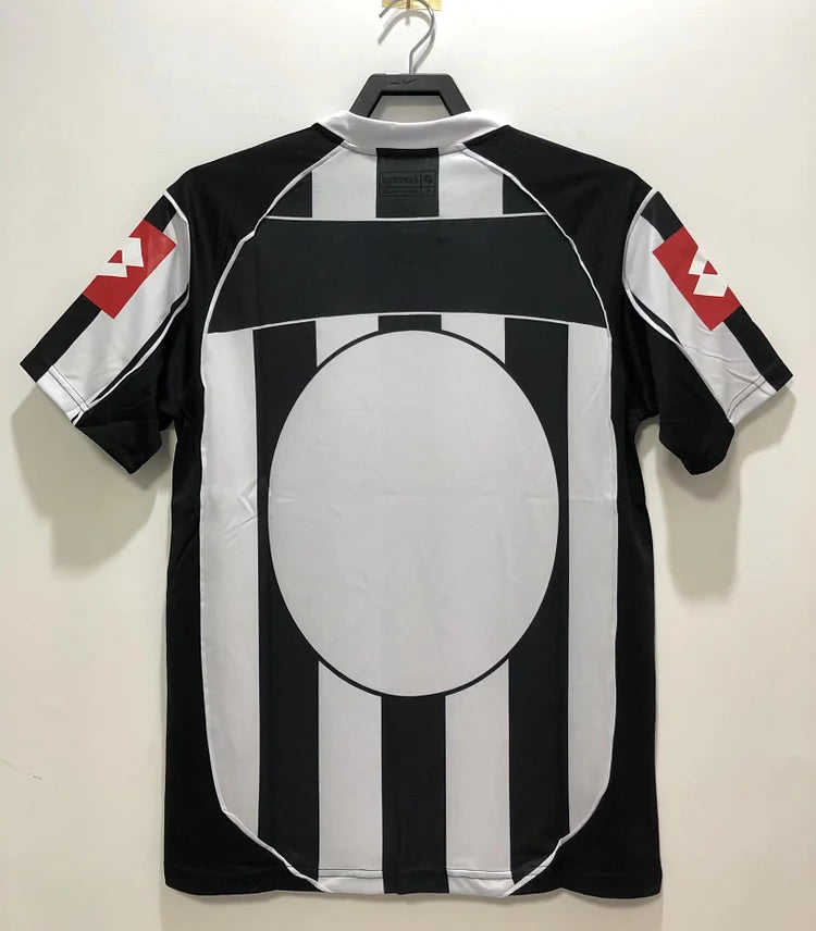 2002/03 Juventus home retro jersey