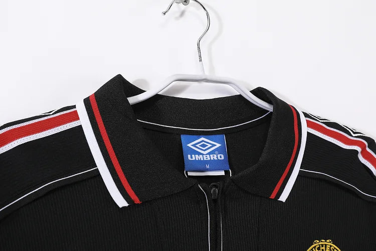 1998/99 Manchester United Classic Retro Long Sleeve Shirt