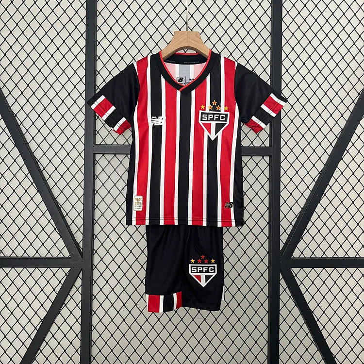 24/25 kids Sao Paulo away