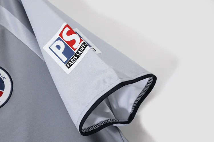 2001/02 Paris retro away jersey