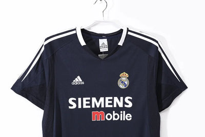 2004/05 Real Madrid away retro jersey