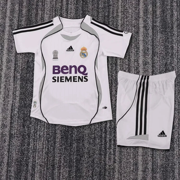 2006/07 Real Madrid Home Retro - Kids Kit