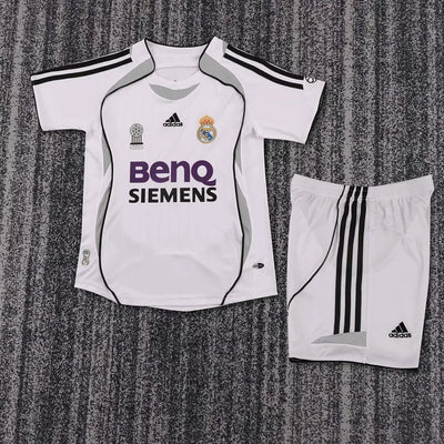 2006/07 Real Madrid Home Retro - Kids Kit