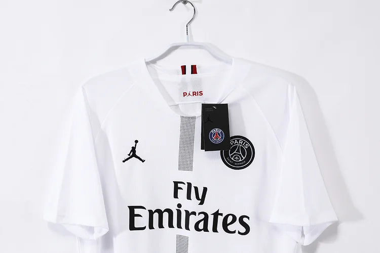 2018/19 Paris retro away jersey